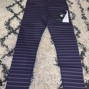 VITAL 7/8: NIGHT BLUE / ADOBE ROSE PINSTRIPE